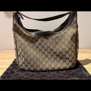Authentic Gucci Canvas shoulder Bag